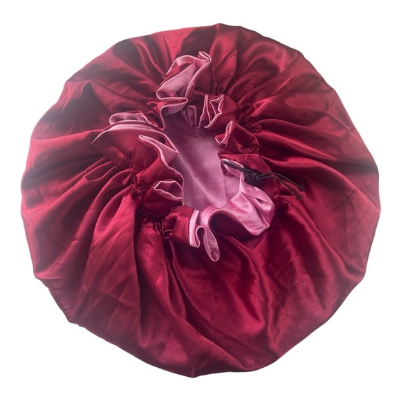 Luxury Reversible Satin Bonnet – Deep Red & Blush Pink - Picture 2 of 2